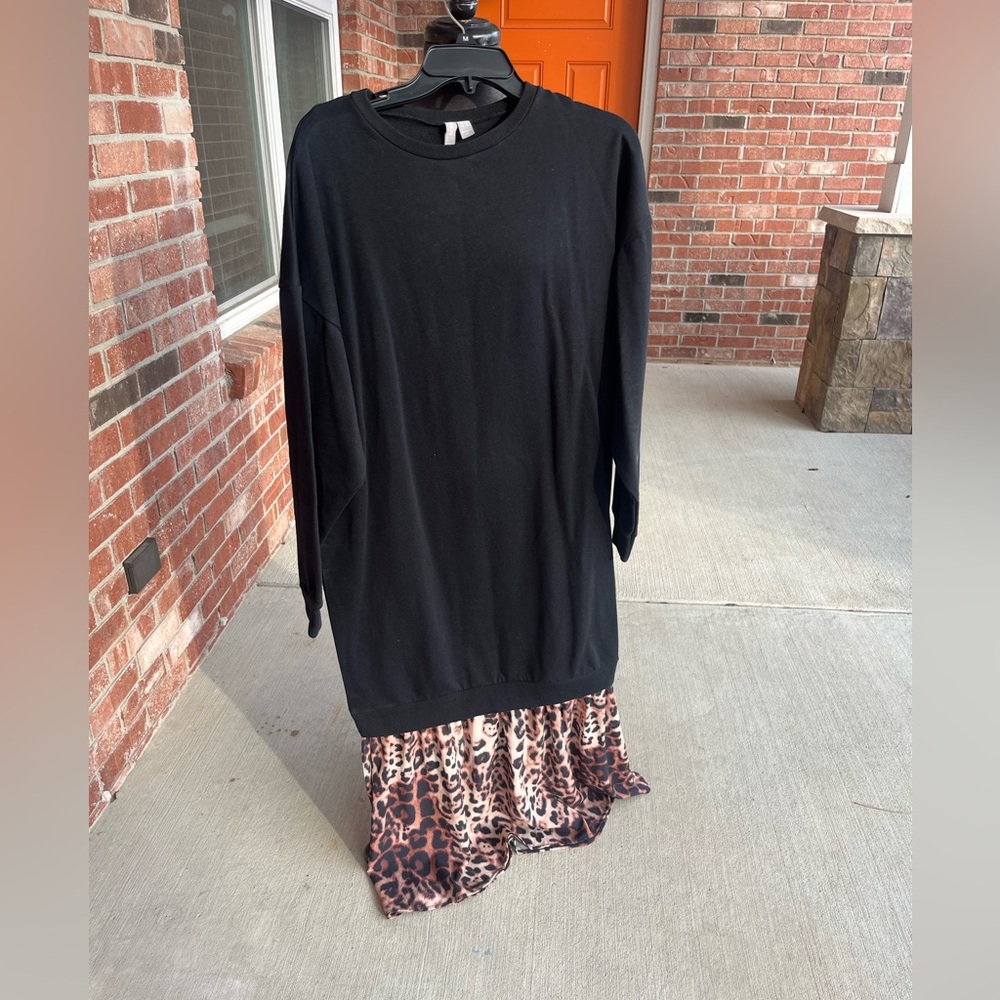 Ladies asos maxi dress leopard sweatshirt size medium 6 like new oversized
